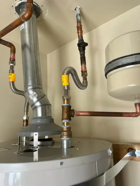 Water heater installation and plumbing repair in Hugo